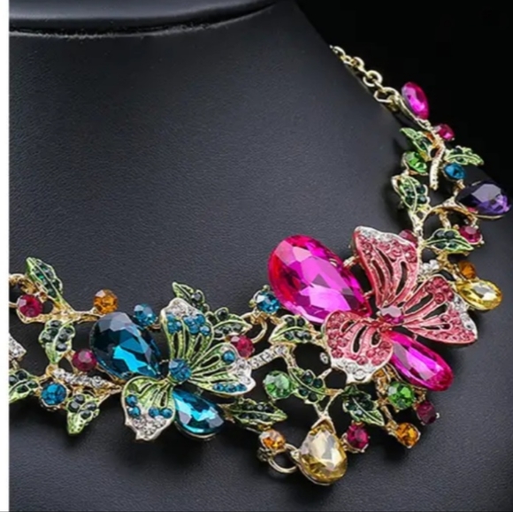 NORDSTOM "SPRING GARDEN" COCKTAIL CHUNKY NECKLACE NWOT - Picture 2 of 7
